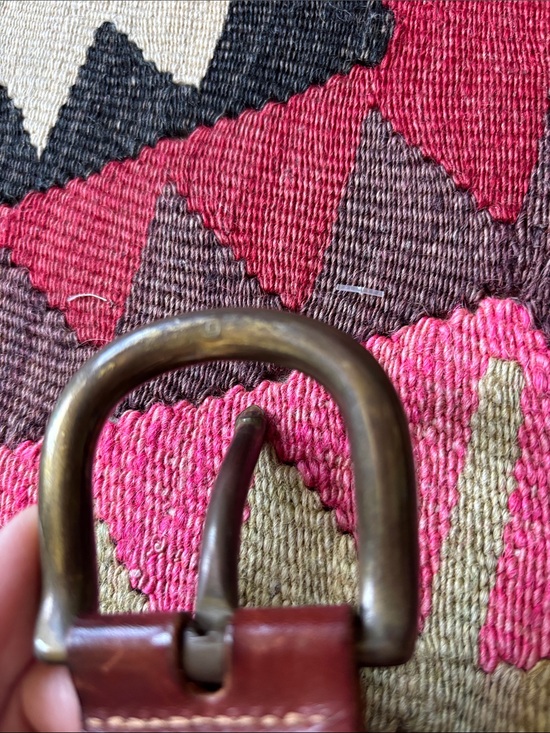 Gorgeous Vintage DKNY 
Woven Leather Belt
Brown patina leather
Brass buckle main image 6